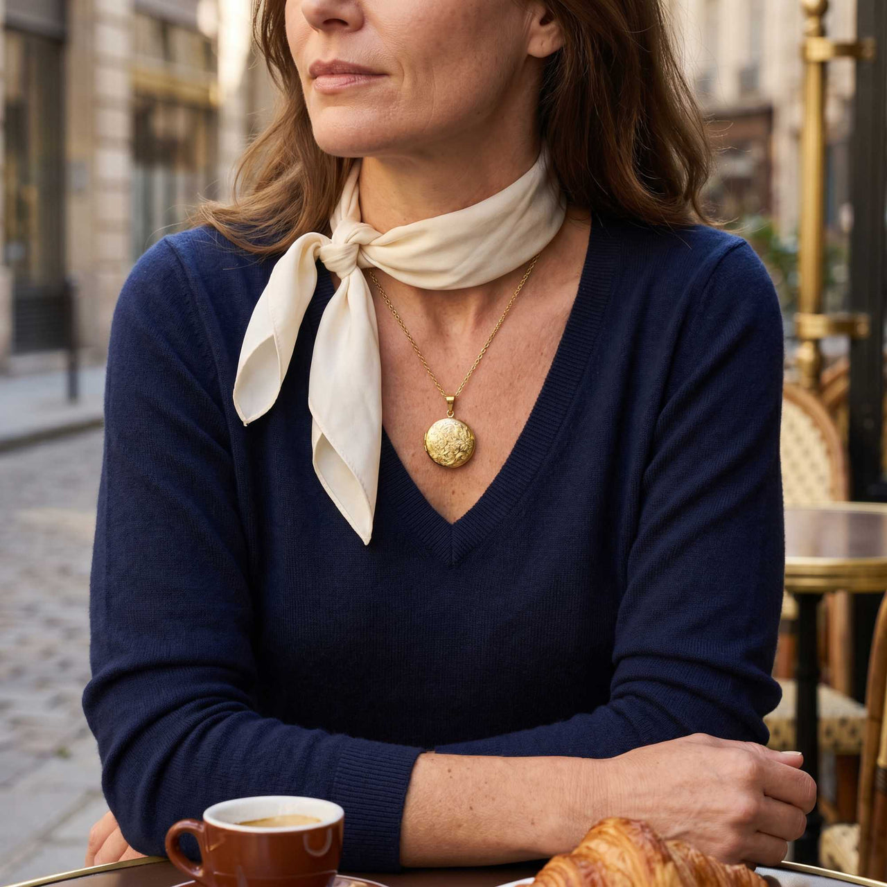 Floral Round Photo Locket Necklace