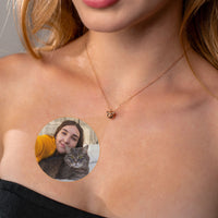 Thumbnail for Collier Photo Chat