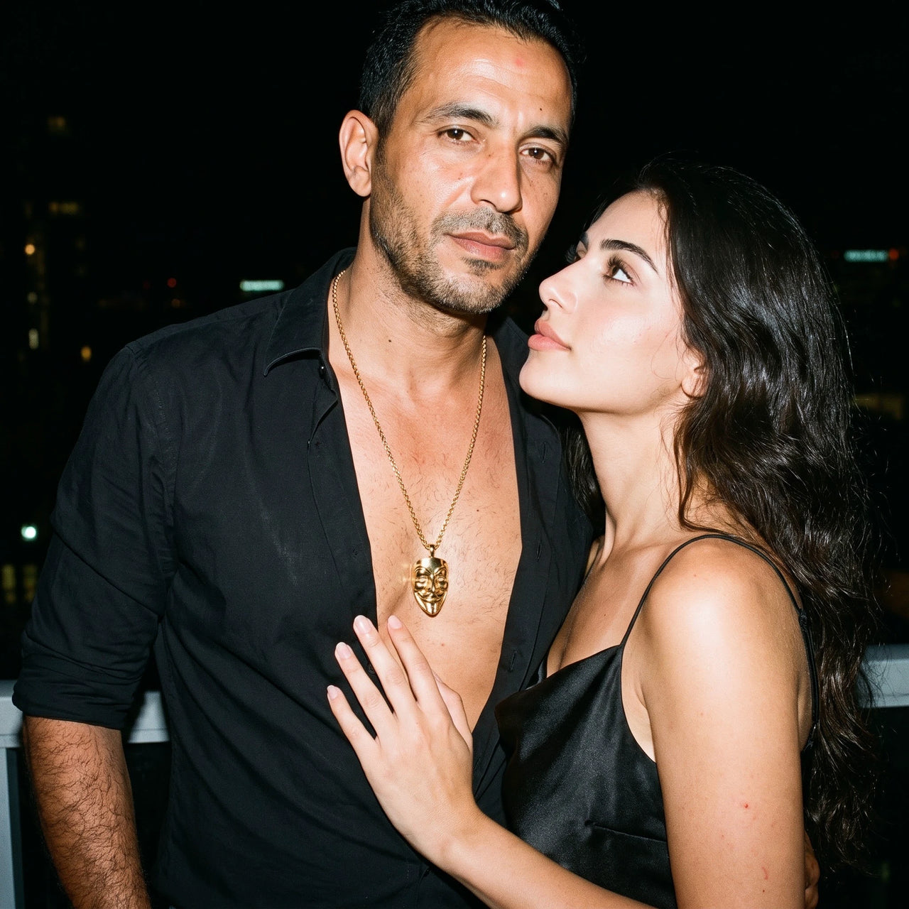 Vendetta Necklace Gold – worn by a man on a night out with his partner | Brother & Sisters | SKU: Gold